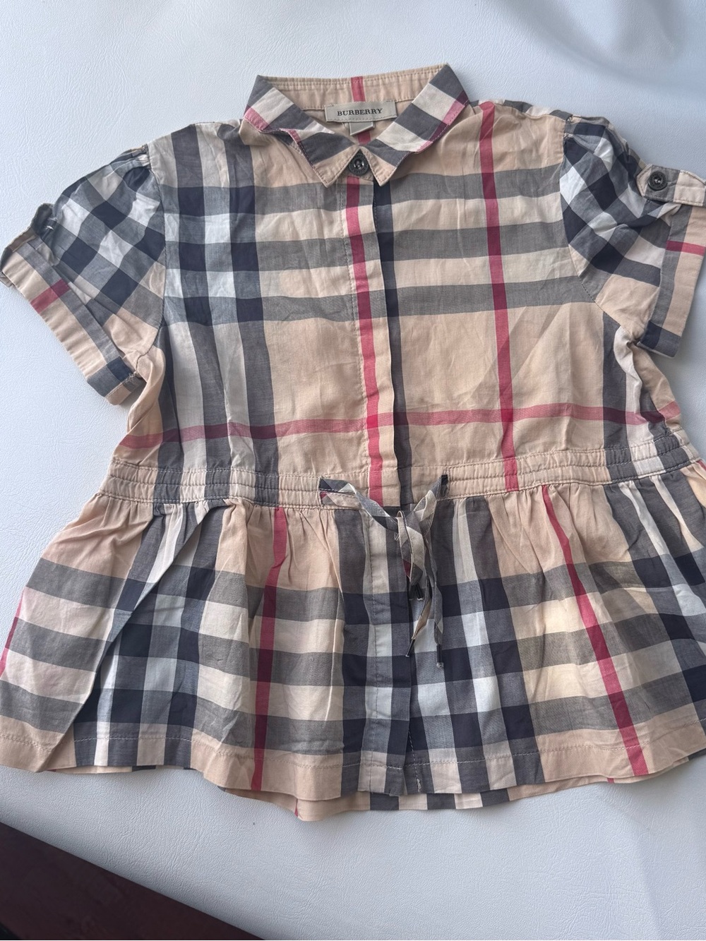 Burberry Top Shirt Blouse 5T button down short sleeve Burberry beige